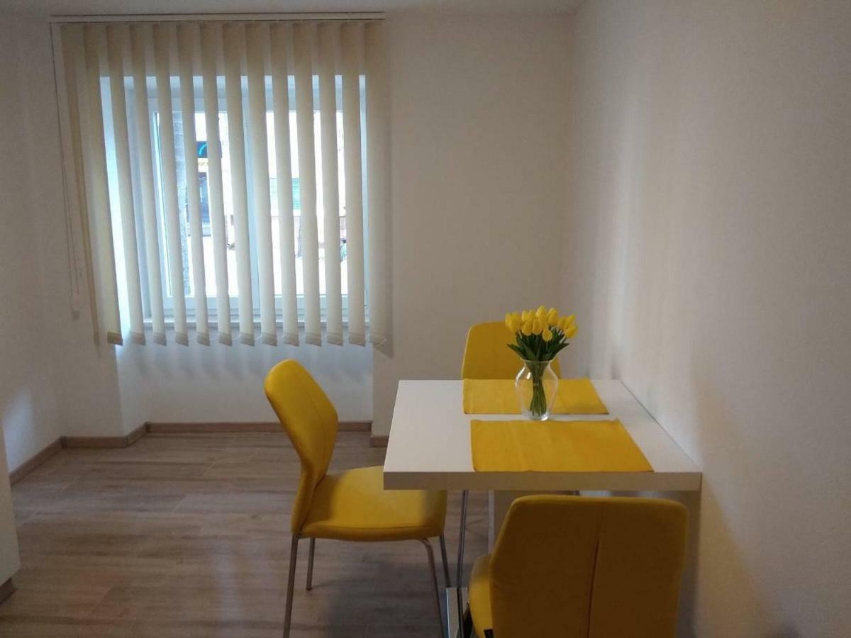 Apartman Laura Pula Exterior foto